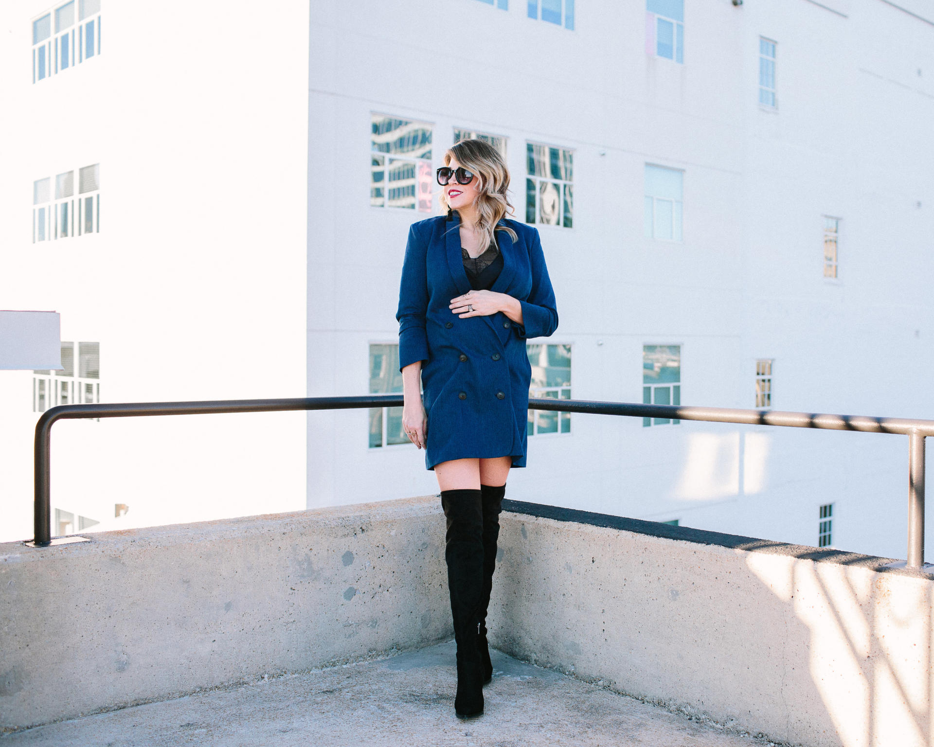 STYLISH WORKWEAR OVERSIZED BLAZER - Lindsey Lutz